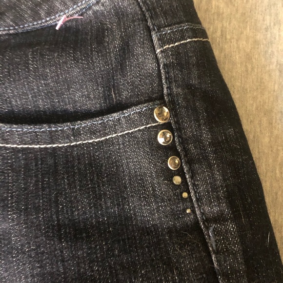 Cropped Bermuda  jean shorts - Picture 3 of 5